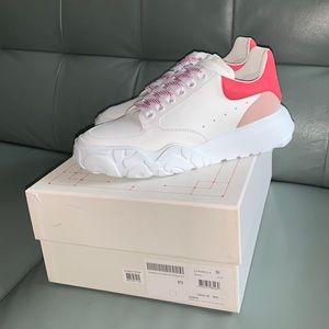 Alexander McQueen Court Sneaker (